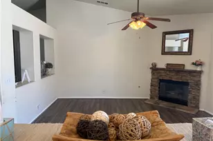 13520 Bordeaux Ct, Apple Valley, CA 92308 - Photo 11