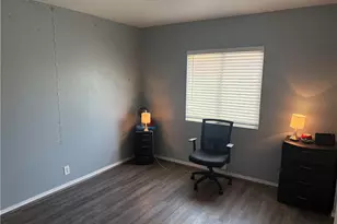 13520 Bordeaux Ct, Apple Valley, CA 92308 - Photo 23