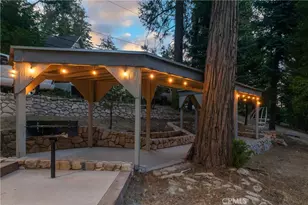 308 Cedarbrook Dr, Twin Peaks, CA 92391 - Photo 5