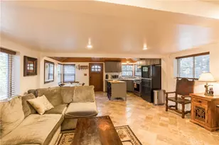 308 Cedarbrook Dr, Twin Peaks, CA 92391 - Photo 9