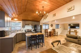 308 Cedarbrook Dr, Twin Peaks, CA 92391 - Photo 17
