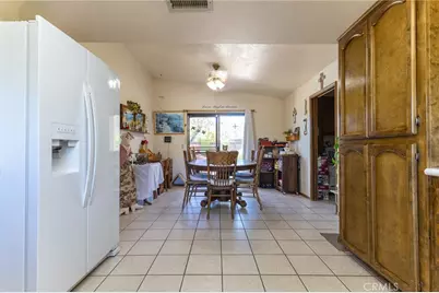 16058 Venango, Apple Valley, CA 92307 - Photo 35