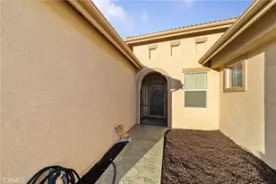 17886 Robusta, Riverside, CA 92503 - Photo 5