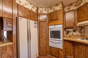 391 Montclair, Big Bear City, CA 92314 - Photo 11