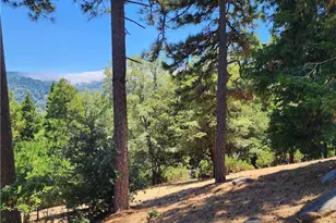 315 Weisshorn Dr, Crestline, CA 92325 - Photo 1