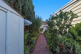 300 N Rampart, Orange, CA 92868 - Photo 23