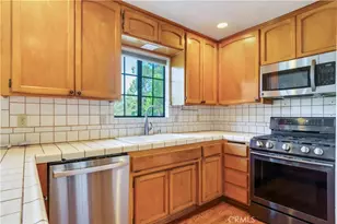 24183 Wabern Dr, Crestline, CA 92325 - Photo 7