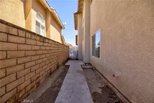 16045 Peach Tree, Fontana, CA 92337 - Photo 37
