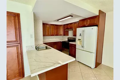 139 E Cypress, Redlands, CA 92373 - Photo 9
