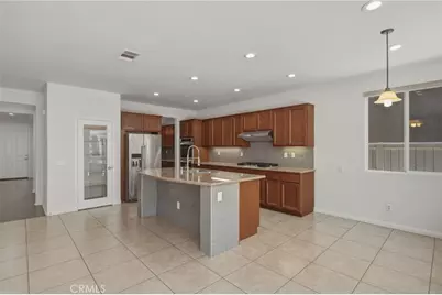11077 Kalmia Court, Corona, CA 92883 - Photo 9