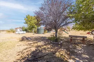 35875 El Dorado St, Lucerne Valley, CA 92356 - Photo 31