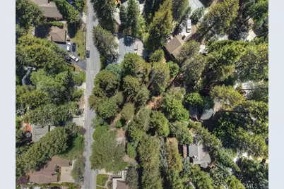 388 Riviera, Lake Arrowhead, CA 92352 - Photo 11