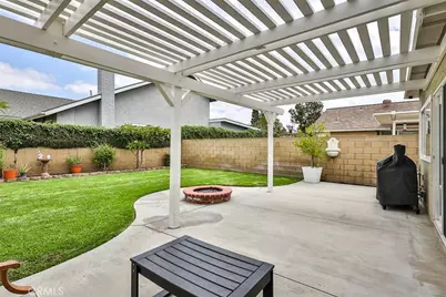 5017 E Holbrook, Anaheim, CA 92807 - Photo 25