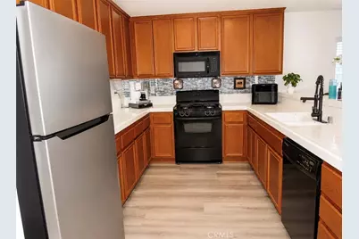 25890 Iris Ave #B, Moreno Valley, CA 92551 - Photo 9