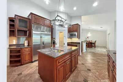 875 Clark, Riverside, CA 92501 - Photo 13