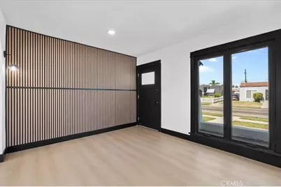 5820 S Van Ness, Los Angeles, CA 90047 - Photo 7