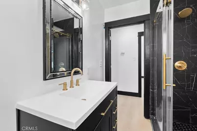 5820 S Van Ness, Los Angeles, CA 90047 - Photo 21