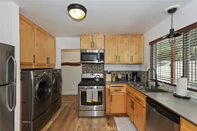 1308 Sequoia, Lake Arrowhead, CA 92352 - Photo 15