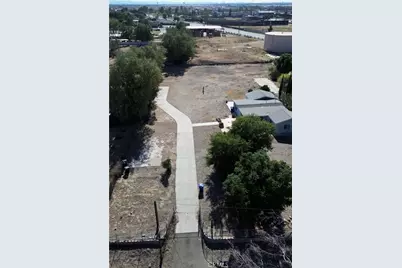 4721 Marlatt, Jurupa Valley, CA 91752 - Photo 3