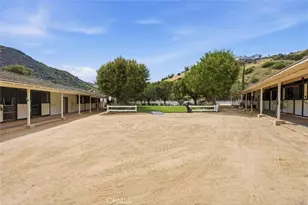 19 Round Up Rd, Bell Canyon, CA 91307 - Photo 61