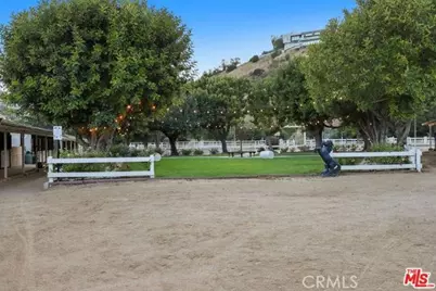 19 Round Up Road, Bell Canyon, CA 91307 - Photo 59