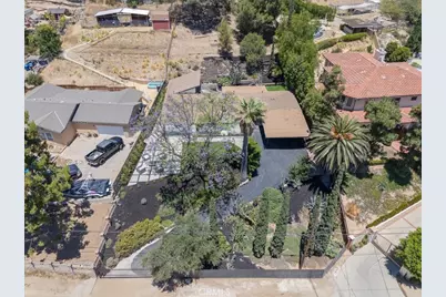 10553 McBroom Street, Sunland, CA 91040 - Photo 47