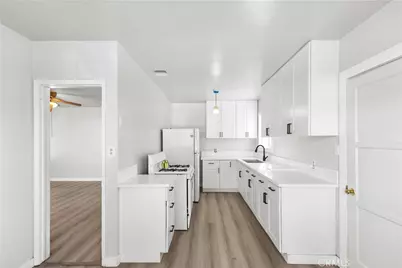 243 E Olive, San Bernardino, CA 92410 - Photo 11
