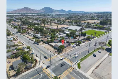 18087 San Bernardino, Bloomington, CA 92316 - Photo 7