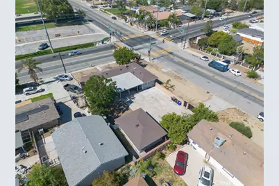 18087 San Bernardino, Bloomington, CA 92316 - Photo 11