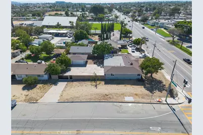 18087 San Bernardino, Bloomington, CA 92316 - Photo 5