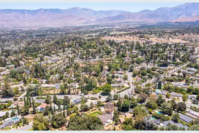 21 W Hilton Avenue, Redlands, CA 92373 - Photo 37