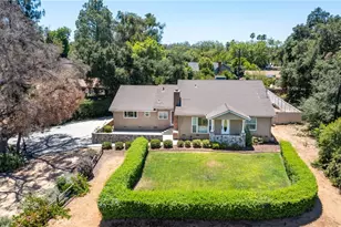 21 W Hilton Ave, Redlands, CA 92373 - Photo 5