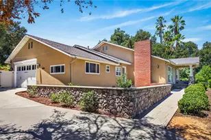 21 W Hilton Ave, Redlands, CA 92373 - Photo 3