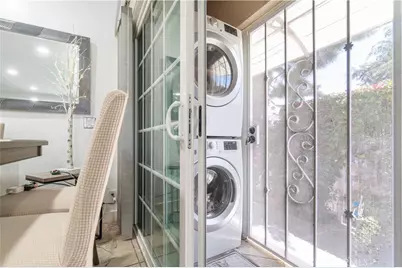 201 W 103rd, Los Angeles, CA 90003 - Photo 21