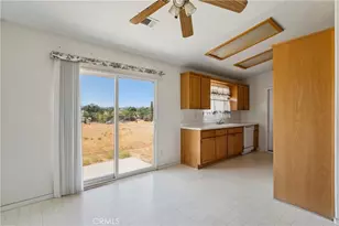 19065 Sheffield St, Hesperia, CA 92345 - Photo 9