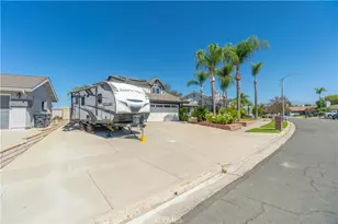 1750 Greenview, Corona, CA 92878 - Photo 65
