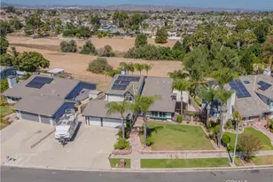 1750 Greenview, Corona, CA 92878 - Photo 5