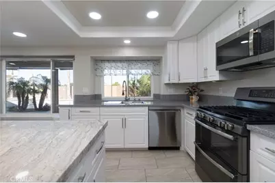 1750 Greenview, Corona, CA 92878 - Photo 25