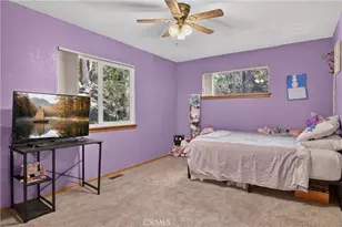 1039 Lausanne, Crestline, CA 92325 - Photo 19