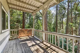 1039 Lausanne, Crestline, CA 92325 - Photo 3