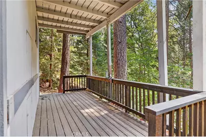 1039 Lausanne, Crestline, CA 92325 - Photo 5