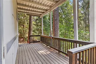 1039 Lausanne, Crestline, CA 92325 - Photo 5