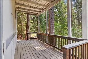 1039 Lausanne, Crestline, CA 92325 - Photo 25