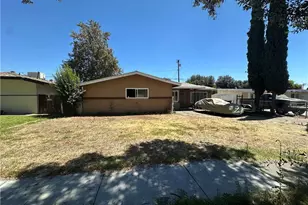 122 E Pioneer Ave, Redlands, CA 92374 - Photo 3