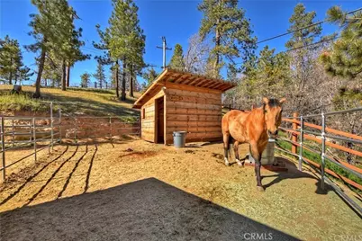 32745 Hilltop, Running Springs, CA 92382 - Photo 29