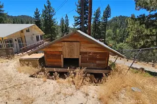 32745 Hilltop, Running Springs, CA 92382 - Photo 41