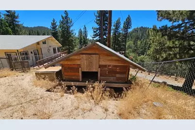 32745 Hilltop, Running Springs, CA 92382 - Photo 39