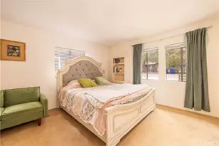 593 Wabash, Sugarloaf, CA 92386 - Photo 17
