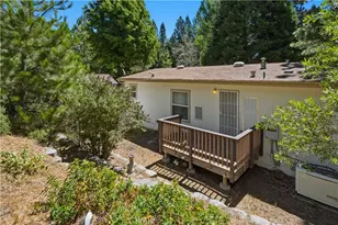 22899 Byron, Crestline, CA 92325 - Photo 31