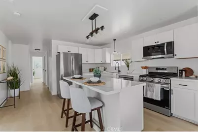 80 Huntington #701, Huntington Beach, CA 92648 - Photo 3